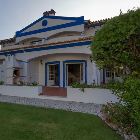 Nancy Villa Amoreira (Leiria)